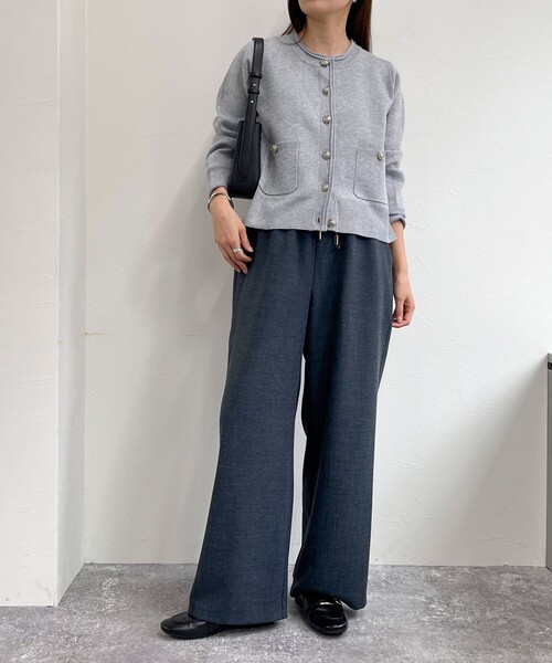 fredy emue(フレディエミュ)の「ウールライクストレートイージーパンツ(その他パンツ・レディース・ブラック/チャコールグレー/グレイッシュベージュ・36/38)」の21枚目の写真