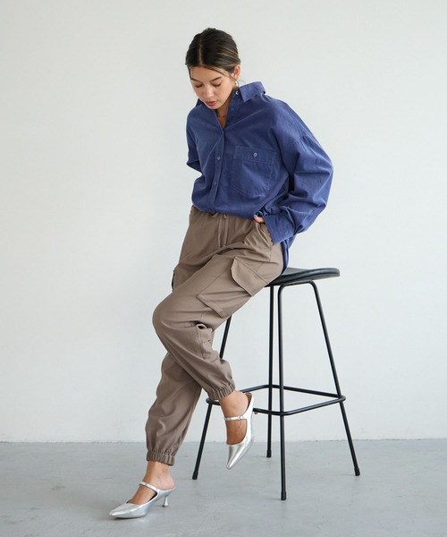 BAYFLOW（ベイフロー）の「[安定感のある履き心地]ストラップミュール（パンプス・レディース・シルバー/ブラック/ゴールド・MEDIUM/LARGE）」の14枚目の写真