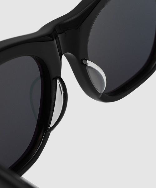 PORTER CLASSIC(ポータークラシック)の「SUNGLASSES BEATNIK COLLECTION(サングラス・メンズ・ブラック・L)」の4枚目の写真