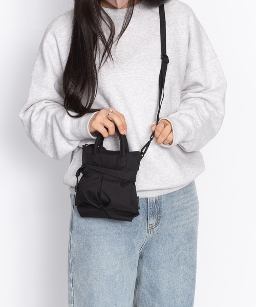 SML（エスエムエル）の「MINI HELMETBAG / ミニ ヘルメットバッグ（ショルダーバッグ・メンズ・ブラック/カーキ/ネイビー/パープル/オレンジ・FREE）」の14枚目の写真