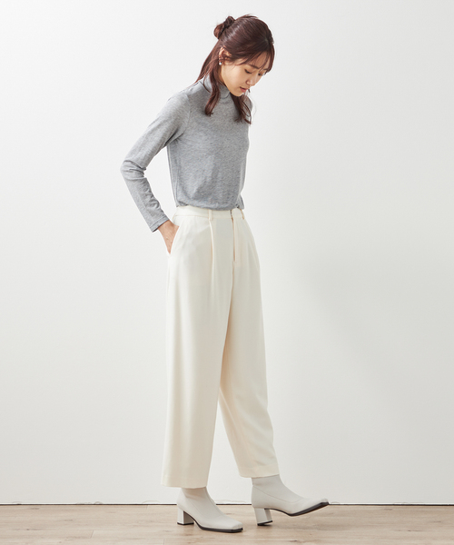 Petit Honfleur(プチオンフルール)の「ワイドパンツ(スラックス・レディース・アイボリー/レッド/ブラウン・64/67)」の19枚目の写真