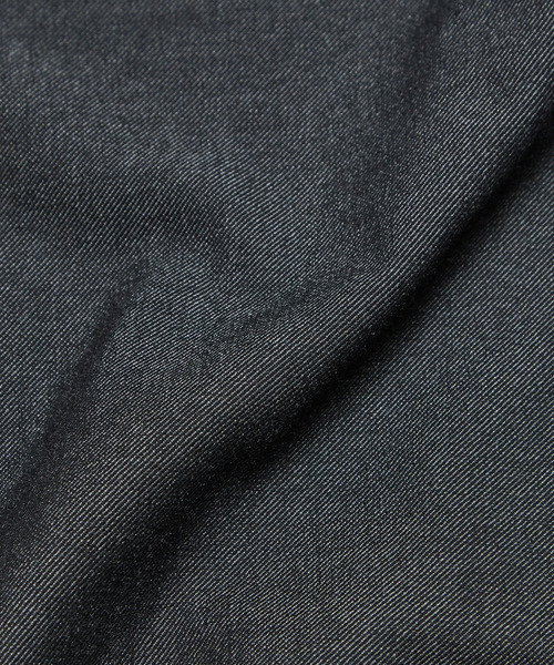 MEN'S MELROSE（メンズメルローズ）の「ソフトサーモシャンブレースリムテーパード5ポケットパンツ（その他パンツ・メンズ・ネイビー/ベージュ/ブラック・2/3/5/4）」の16枚目の写真