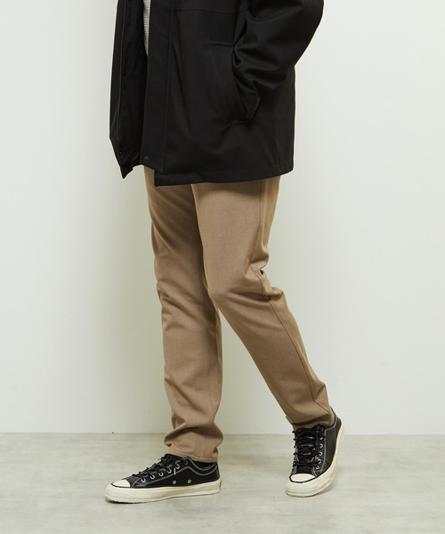 MEN'S MELROSE（メンズメルローズ）の「ソフトサーモシャンブレースリムテーパード5ポケットパンツ（その他パンツ・メンズ・ネイビー/ベージュ/ブラック・2/3/5/4）」の18枚目の写真