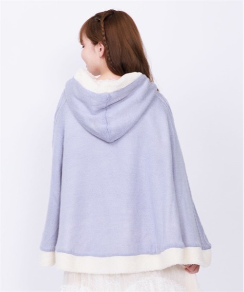 axes femme（アクシーズファム）の「ビジュー裏ボアニットポンチョ（ポンチョ・レディース・ホワイト/サックスブルー/ピンク・FREE）」の5枚目の写真