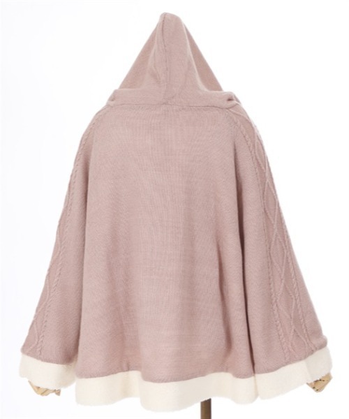 axes femme（アクシーズファム）の「ビジュー裏ボアニットポンチョ