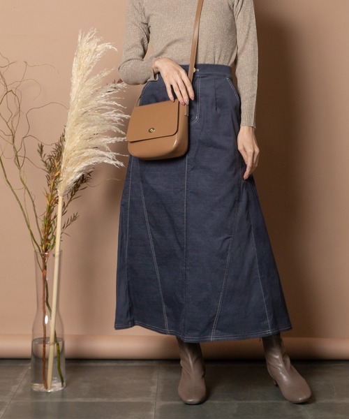 Bou Jeloud（ブージュルード）の「ベロアデニムスカート（デニムスカート・レディース・ブラック/インディゴブルー・38）」の2枚目の写真