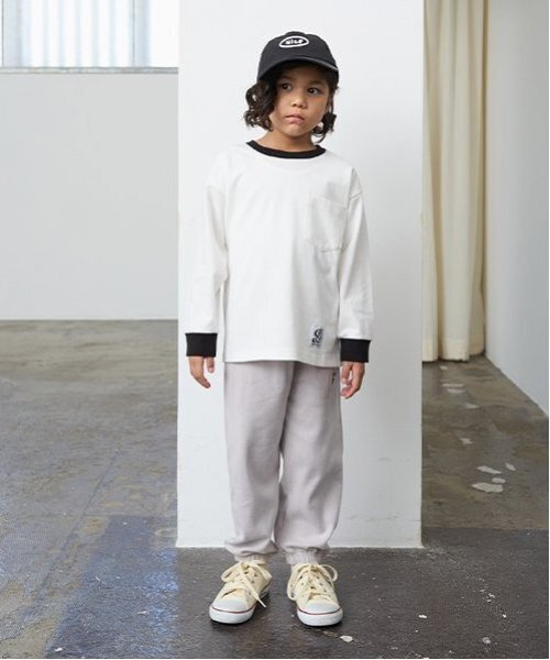 b・ROOM（ビールーム）の「【ともパン】イージーパンツ（その他パンツ・キッズ・ブルー/グレイッシュベージュ/チャコール/ネイビー/シルバーグレー/モスグリーン/ライトカーキ/ライトベージュ/ブラック・100cm/120cm/110cm/130cm/140cm）」の21枚目の写真