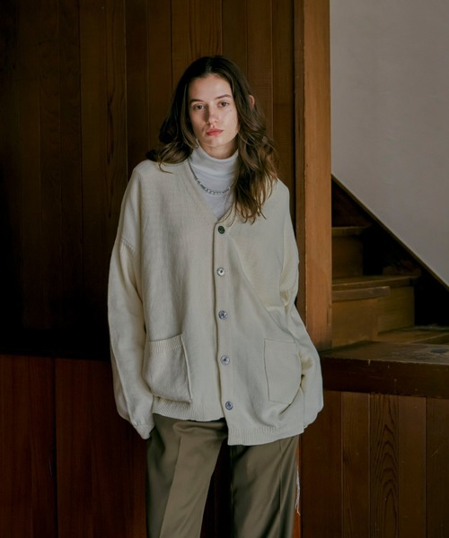 soerte（ソエルテ）の「ニットカーディガン（カーディガン/ボレロ・メンズ・グリーン・2）」の2枚目の写真