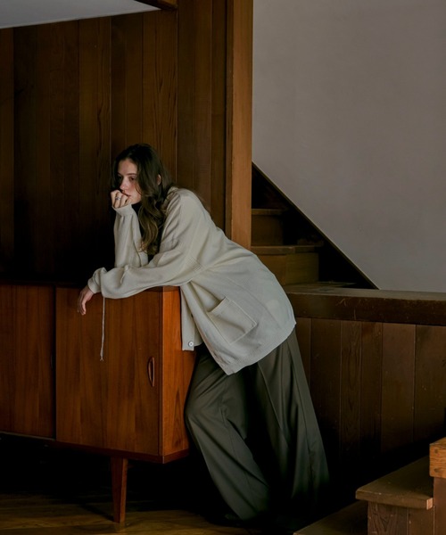 soerte（ソエルテ）の「ニットカーディガン（カーディガン/ボレロ・メンズ・グリーン・2）」の6枚目の写真