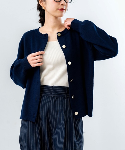 ANNA LUNA(アンナルナ)の「【ANNA LUNA】軽い 着心地 の 万能 カーディガン(カーディガン/ボレロ・レディース・オフホワイト/ピンク/ブラック/ネイビー・MEDIUM)」の4枚目の写真