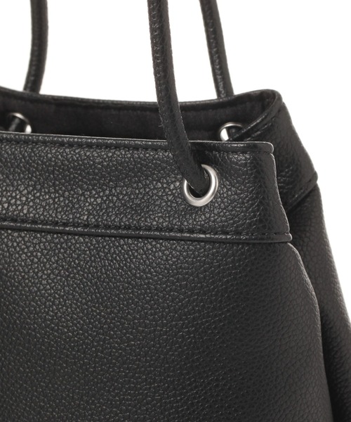 LAKOLE（ラコレ）の「フェイクレザーミニボンサック / 283603（ハンドバッグ・メンズ・ブラック・FREE）」の6枚目の写真