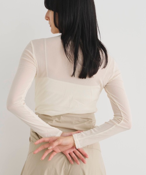 Libra Cue（リブラ キュー）の「シアーハイネックカットソー（Tシャツ/カットソー・レディース・ブラック/アイボリー・FREE）」の5枚目の写真