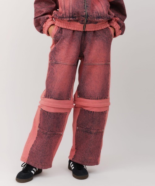 atmos pink（アトモスピンク）の「atmos pink Denim Docking Pants / アトモス ピンク デニム ドッキング パンツ（その他パンツ・レディース・ブルー/ピンク・M/S）」の2枚目の写真