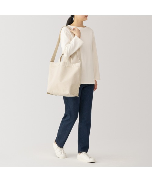 無印良品（ムジルシリョウヒン）の「帆布　２ＷＡＹトートバッグ（トートバッグ・レディース・ブラック/カーキ系/キナリ・FREE）」の10枚目の写真