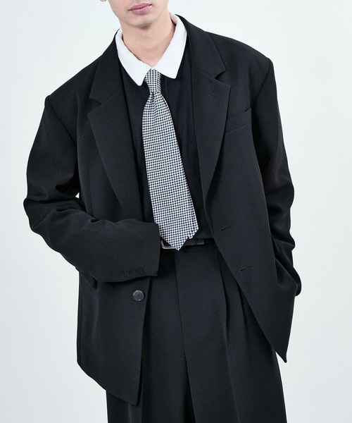 M TO R（ムウトアール）の「BOXY SET UP JACKET（テーラードジャケット・レディース・ブラック/ベージュ系その他・42/38/40）」の4枚目の写真