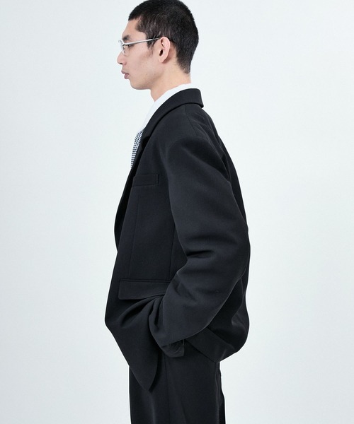 M TO R（ムウトアール）の「BOXY SET UP JACKET（テーラードジャケット・レディース・ブラック/ベージュ系その他・42/38/40）」の5枚目の写真