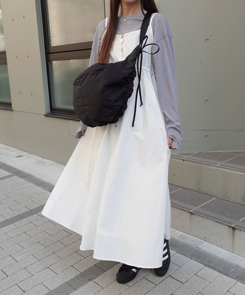 CORNERS(コーナーズ)の「ギャザーショルダーバッグ(ショルダーバッグ・レディース・ブラック/ピンク/ブルー/ベージュ系その他・FREE)」の10枚目の写真