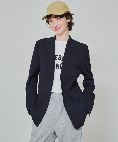 DRESSTERIOR(ドレステリア)の「【スタイリスト福田麻琴さんコラボ】ノーカラージャケット(ノーカラージャケット・レディース・ネイビー/ベージュ・36/38)」の9枚目の写真
