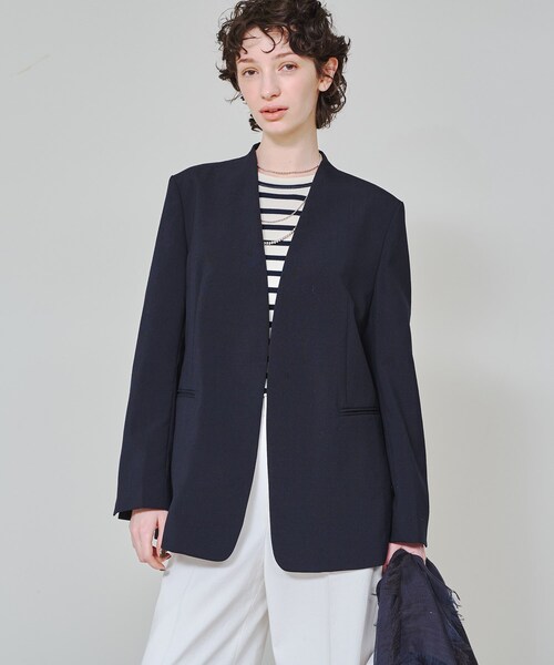 DRESSTERIOR(ドレステリア)の「【スタイリスト福田麻琴さんコラボ】ノーカラージャケット(ノーカラージャケット・レディース・ネイビー/ベージュ・36/38)」の10枚目の写真