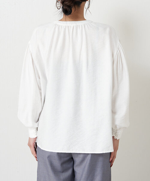 Jena espace merveilleux（ジェナ　エスパスメルヴェイユ）の「【SNSで話題／すっきりブラウス】リネンライクスキッパーブラウス（シャツ/ブラウス・レディース・イエロー/ブラック/オフホワイト・FREE）」の15枚目の写真