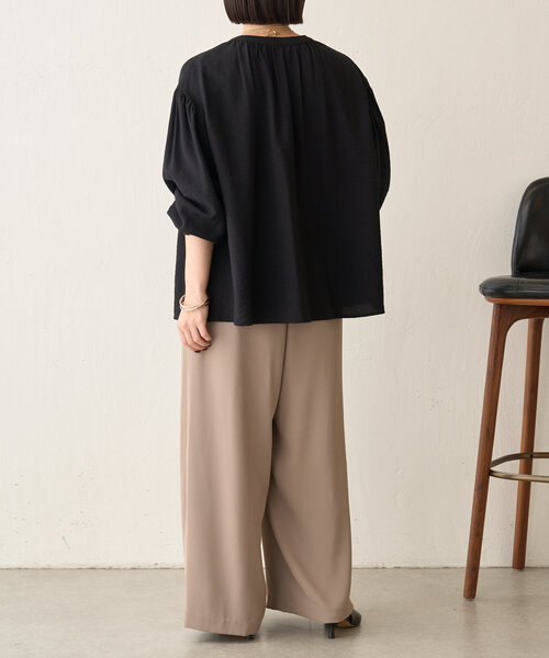 Jena espace merveilleux（ジェナ　エスパスメルヴェイユ）の「【SNSで話題／すっきりブラウス】リネンライクスキッパーブラウス（シャツ/ブラウス・レディース・イエロー/ブラック/オフホワイト・FREE）」の21枚目の写真