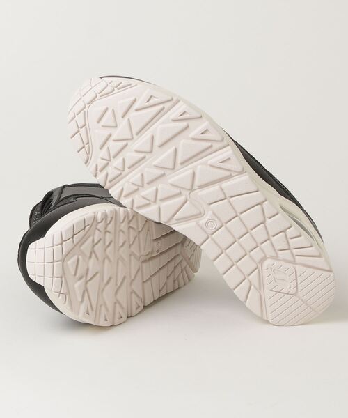 SKECHERS（スケッチャーズ）の「スケッチャーズ  UNO-BANKSIA（スニーカー・レディース・ブラック・23.0cm/23.5cm/24.0cm/24.5cm/25.0cm）」の3枚目の写真