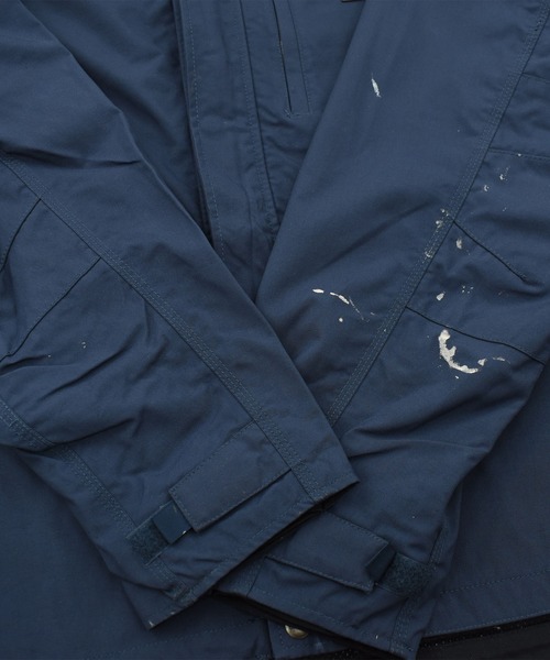 Carhartt(カーハート)の「【ヴィンテージ古着】Carhartt “Bluestone Waterproof Breathable” ナイロンジャケット(ナイロンジャケット・メンズ・ネイビー・LARGE)」の11枚目の写真