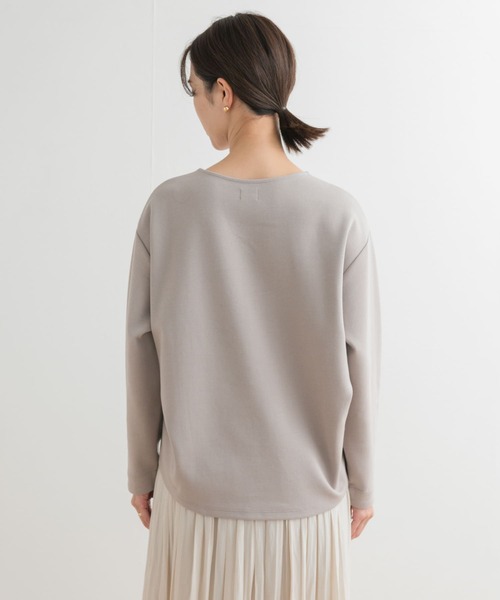 URBAN RESEARCH DOORS（アーバンリサーチドアーズ）の「ダンボールニットプルオーバー（Tシャツ/カットソー・レディース・オフホワイト/ネイビー/グレー系その他・MEDIUM）」の17枚目の写真