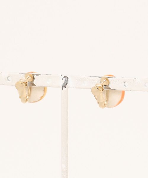 tone（トーン）の「【irodori】ラウンド金彩earring（オレンジ)（イヤリング・レディース・オレンジ・FREE）」の2枚目の写真
