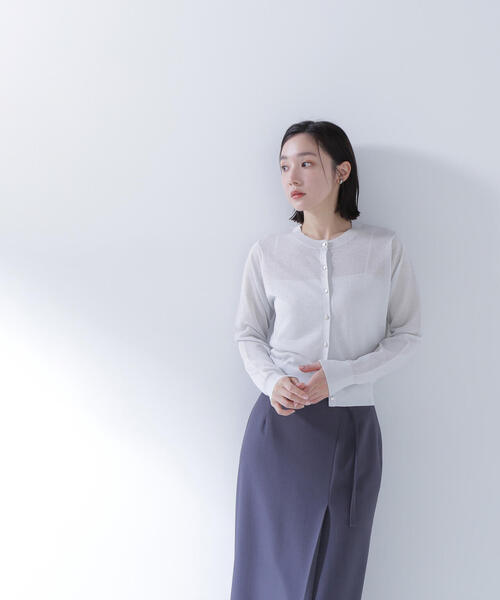 NATURAL BEAUTY BASIC(ナチュラルビューティーベーシック)の「◇ラメシアーベーシックカーディガン(カーディガン/ボレロ・レディース・グレー/ラベンダー/ベージュ/チャコールグレー・FREE)」の2枚目の写真