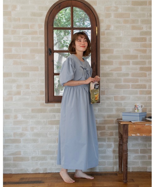 JUMELLE(ジュメロ)の「Ribbon shirt onepiece(ワンピース・レディース・ブルー/ベージュ・SMALL/MEDIUM)」の3枚目の写真