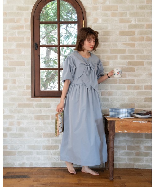 JUMELLE(ジュメロ)の「Ribbon shirt onepiece(ワンピース・レディース・ブルー/ベージュ・SMALL/MEDIUM)」の5枚目の写真