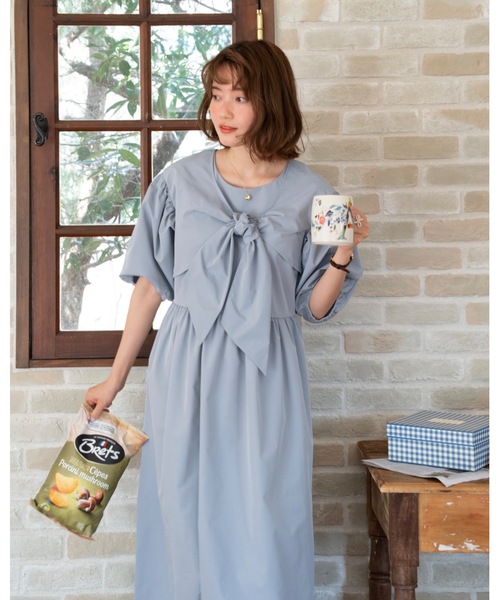 JUMELLE(ジュメロ)の「Ribbon shirt onepiece(ワンピース・レディース・ブルー/ベージュ・SMALL/MEDIUM)」の8枚目の写真