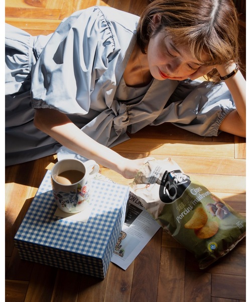 JUMELLE(ジュメロ)の「Ribbon shirt onepiece(ワンピース・レディース・ブルー/ベージュ・SMALL/MEDIUM)」の10枚目の写真