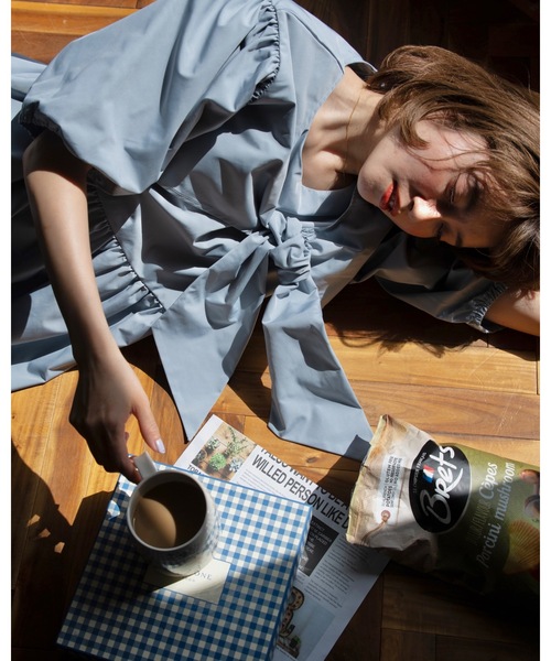 JUMELLE(ジュメロ)の「Ribbon shirt onepiece(ワンピース・レディース・ブルー/ベージュ・SMALL/MEDIUM)」の11枚目の写真