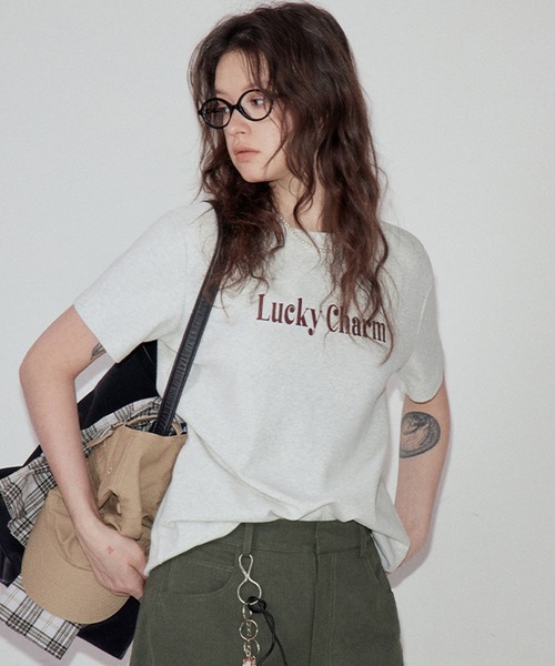 Fano Studios(ファノ ストゥディオズ)の「レタリングプリント 半袖Tシャツ FX25S123【Fano Studios】(Tシャツ/カットソー・レディース・ライトグレー系/グレー・FREE)」の6枚目の写真