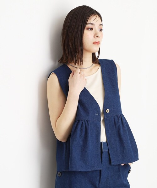 THE SHOP TK （ザ ショップ ティーケー ）の「デニムペプラムベスト【洗える/親子リンク】（ベスト・レディース・ブルー/ネイビー・13/12）」の13枚目の写真