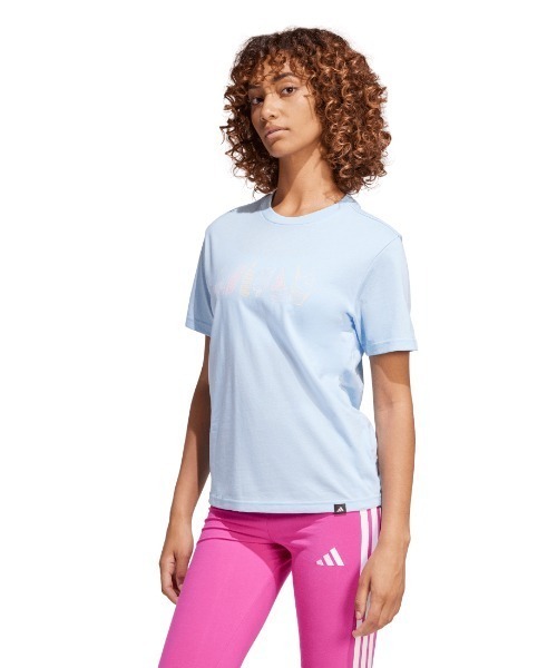 adidas(アディダス)の「アディダス adidas ラウンジ フードグラフィック 半袖Tシャツ(Tシャツ/カットソー・レディース・サックスブルー/オフホワイト・M/L/S/XL)」の1枚目の写真