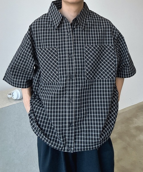UNDERSTATEMENTs(アンダーステイトメント)の「【ユニセックス】シアサッカーチェックシャツ(シャツ/ブラウス・メンズ・ブラック/ホワイト/ネイビー・LARGE/MEDIUM)」の21枚目の写真
