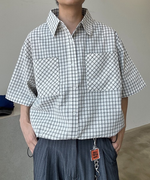 UNDERSTATEMENTs(アンダーステイトメント)の「【ユニセックス】シアサッカーチェックシャツ(シャツ/ブラウス・メンズ・ブラック/ホワイト/ネイビー・LARGE/MEDIUM)」の4枚目の写真