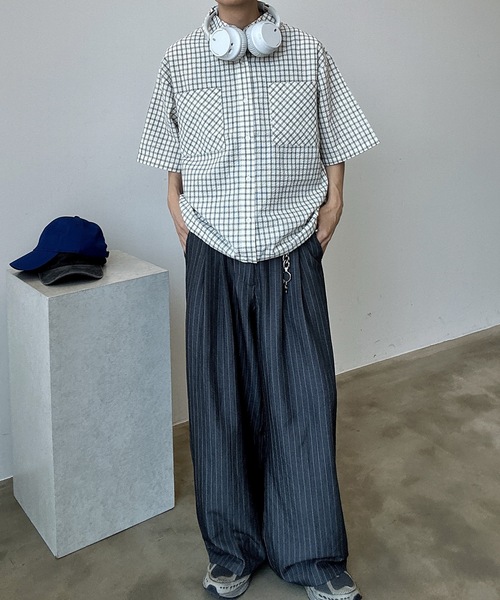 UNDERSTATEMENTs(アンダーステイトメント)の「【ユニセックス】シアサッカーチェックシャツ(シャツ/ブラウス・メンズ・ブラック/ホワイト/ネイビー・LARGE/MEDIUM)」の8枚目の写真