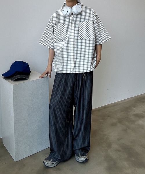 UNDERSTATEMENTs(アンダーステイトメント)の「【ユニセックス】シアサッカーチェックシャツ(シャツ/ブラウス・メンズ・ブラック/ホワイト/ネイビー・LARGE/MEDIUM)」の9枚目の写真