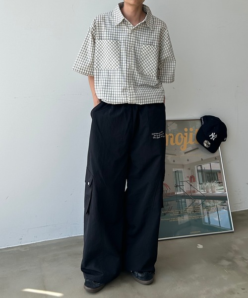 UNDERSTATEMENTs(アンダーステイトメント)の「【ユニセックス】シアサッカーチェックシャツ(シャツ/ブラウス・メンズ・ブラック/ホワイト/ネイビー・LARGE/MEDIUM)」の12枚目の写真