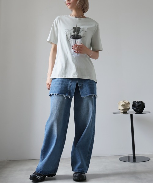 Girly Doll(ガーリードール)の「フロントプリントイラストTシャツ(Tシャツ/カットソー・レディース・ダークグレー/ライトグレー・F)」の5枚目の写真
