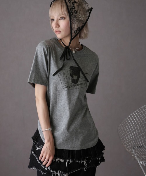 Girly Doll(ガーリードール)の「フロントプリントイラストTシャツ(Tシャツ/カットソー・レディース・ダークグレー/ライトグレー・F)」の8枚目の写真