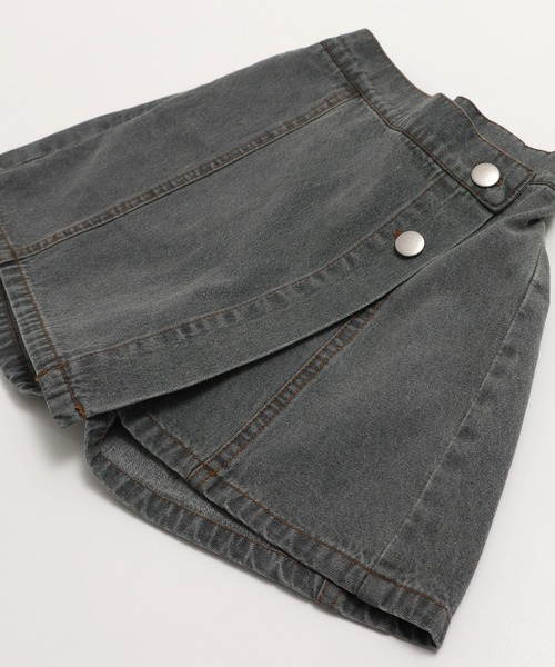 chil2（チルツー）の「デニムスカートパンツ（デニムスカート・キッズ・グレー/ブルー/ブラック/サックスブルー・120cm/130cm/140cm）」の5枚目の写真