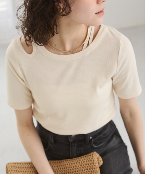 セール】アシンメトリー カットアウト トップス（Tシャツ