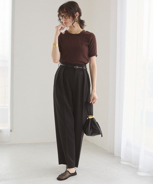 ANGIE(アンジー)の「アシンメトリー カットアウト トップス / 夏服(Tシャツ/カットソー・レディース・アイボリー/ブラック/カーキ/ブラウン・FREE)」の7枚目の写真