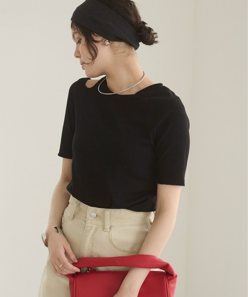 アシンメトリーカットトップス アシンメトリー カットアウト トップス（Tシャツ/カットソー