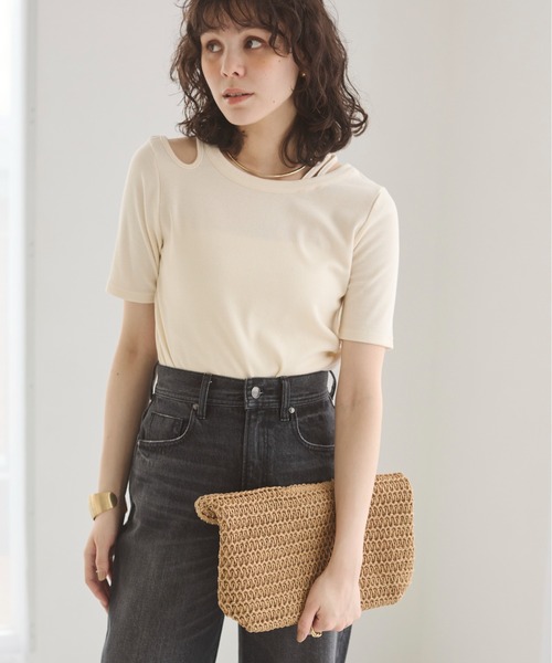 アシンメトリーカットトップス アシンメトリー カットアウト トップス（Tシャツ/カットソー